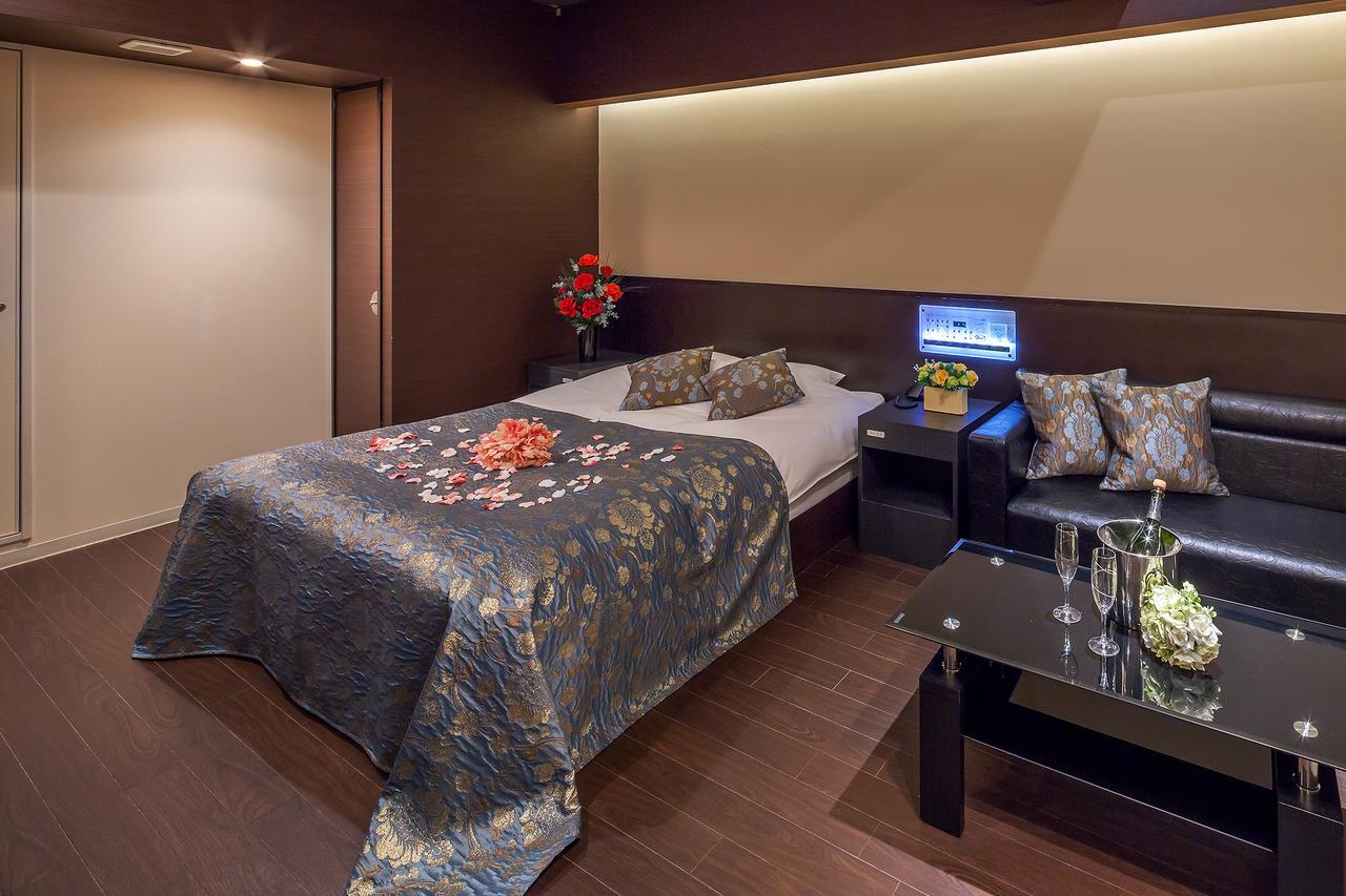 Hotel Plaisir (Adults Only) Hiroshima Extérieur photo