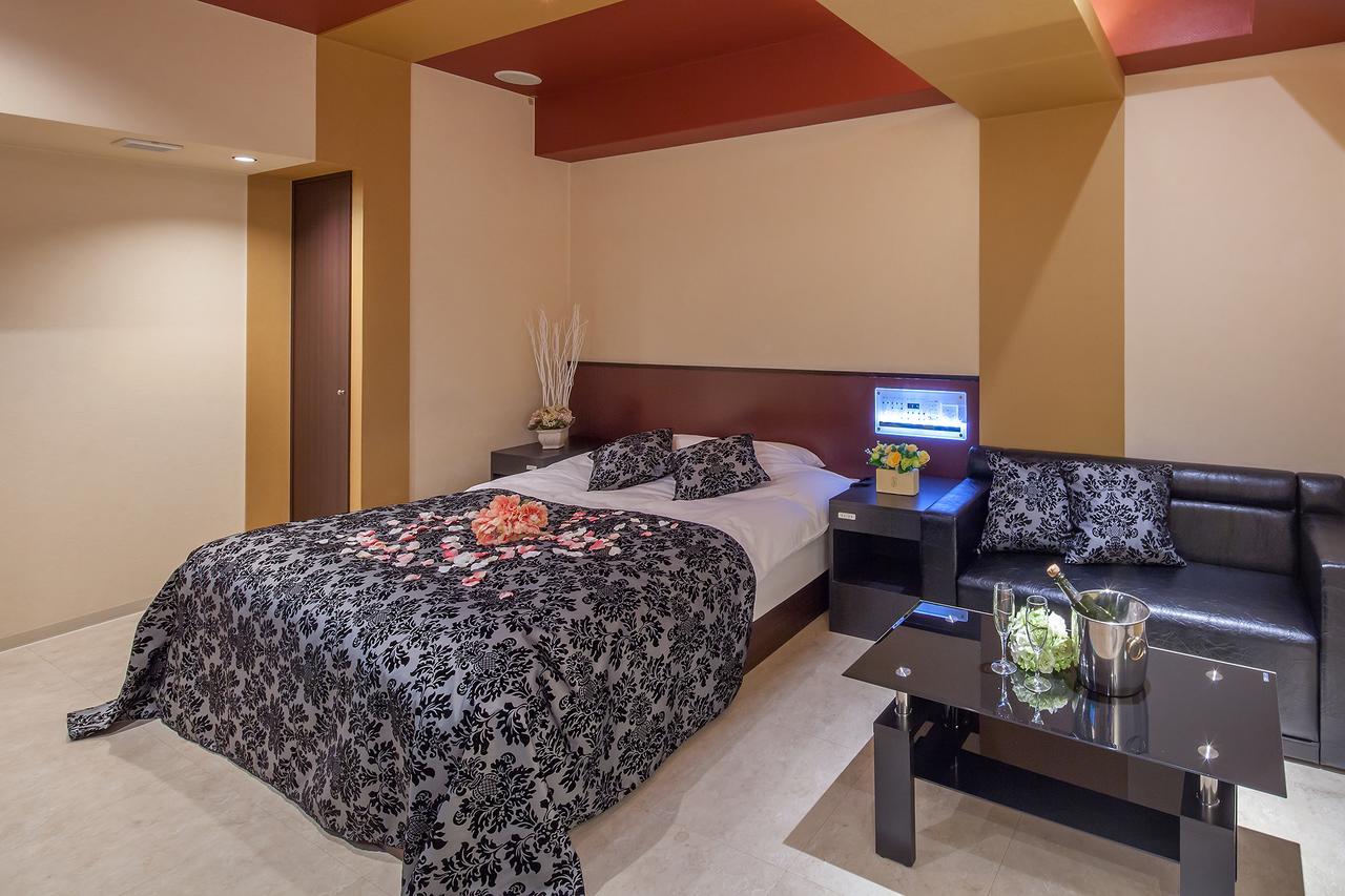 Hotel Plaisir (Adults Only) Hiroshima Extérieur photo